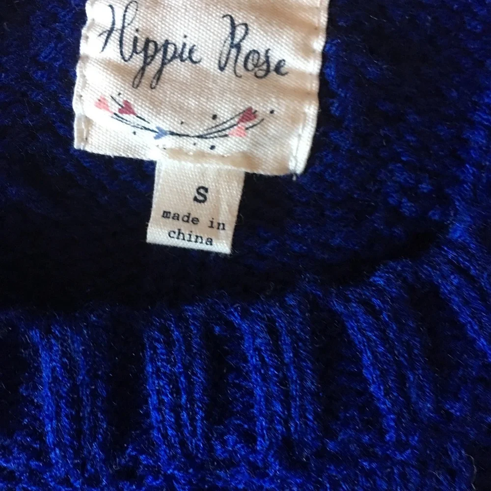 Hippie Rose Chunky Cable Knit Cold Shoulder